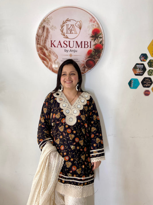 Kasumbi SheeshNoor