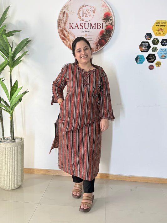 Kasumbi Stripe kurti