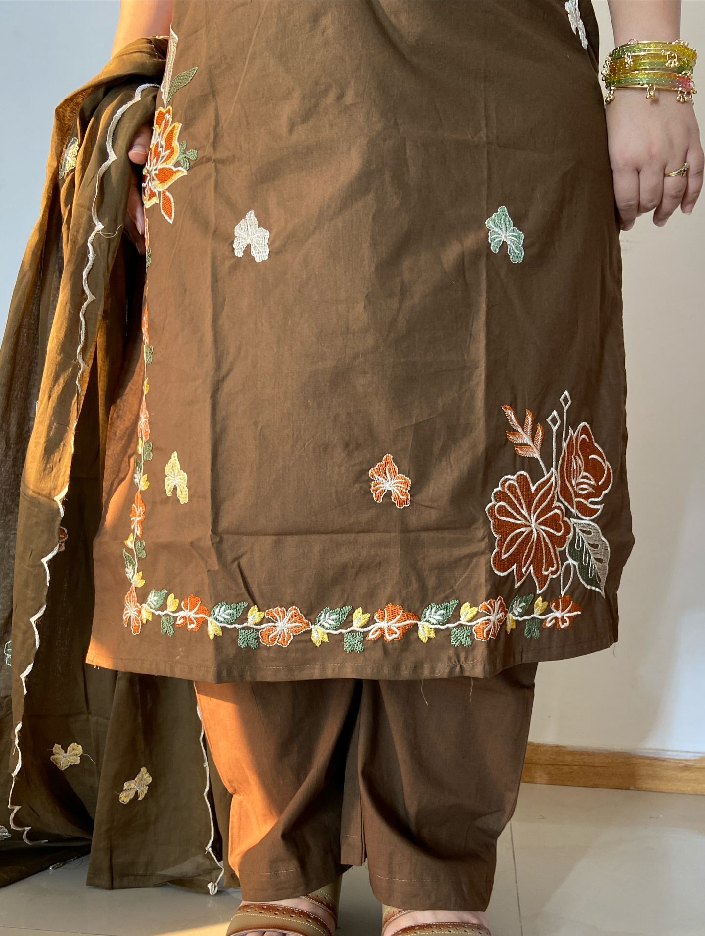 Kasumbi Qahvarang