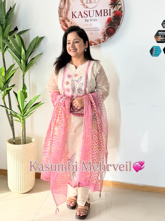 Kasumbi Mehrveil